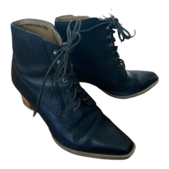 Euro Club Vintage lace up design leather boots made in Brazil black size 8.5 - Picture 11 of 12